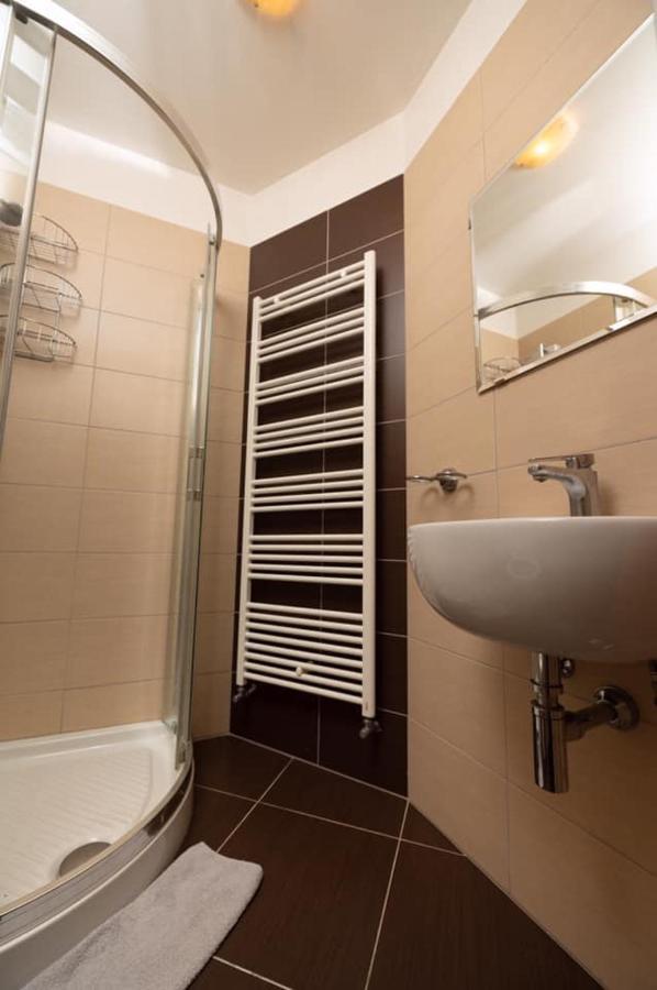 Apartmaji Velikonja Ajdovščina Eksteriør billede