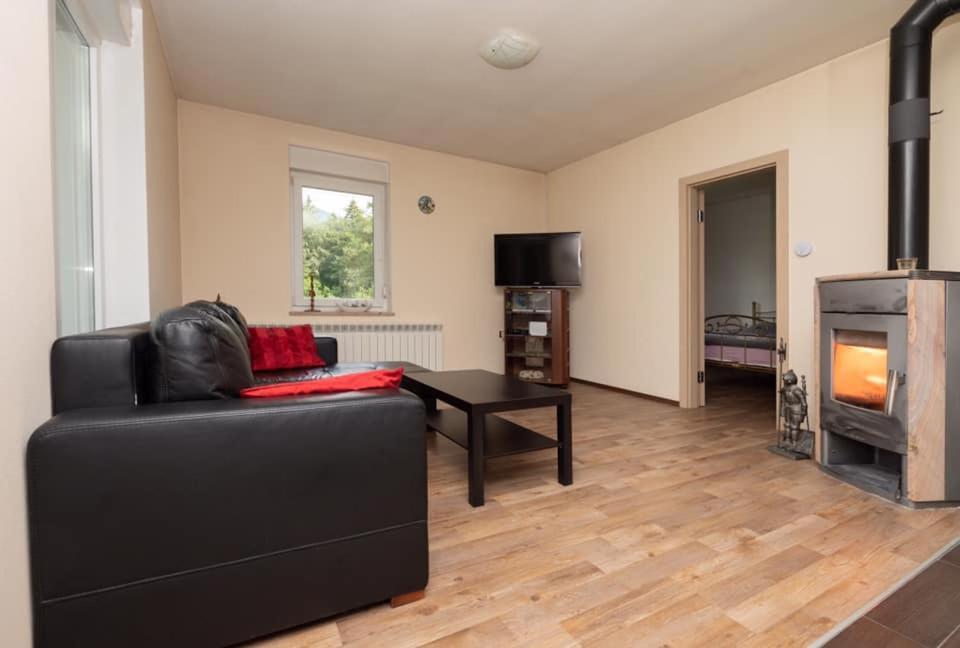 Apartmaji Velikonja Ajdovščina Eksteriør billede